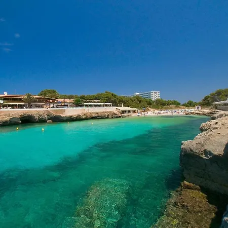 Villa Carianne By *